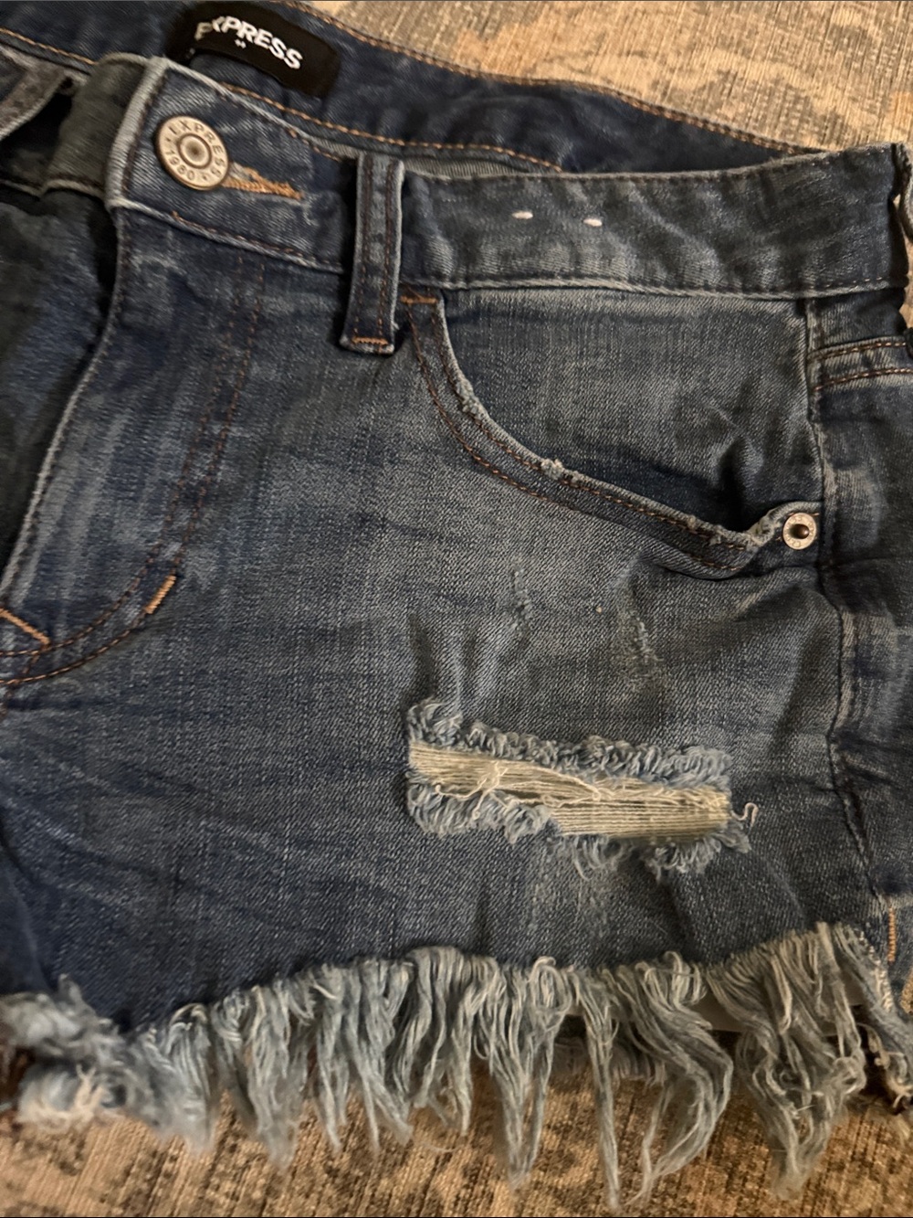 Express Micro shorts - Picture 2 of 4